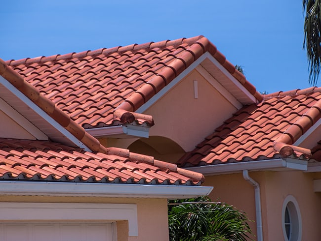Clay Shingles For Classic Homes