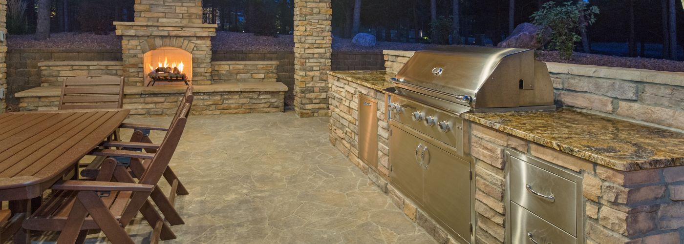 Must Have Designs For Outdoor Kitchens